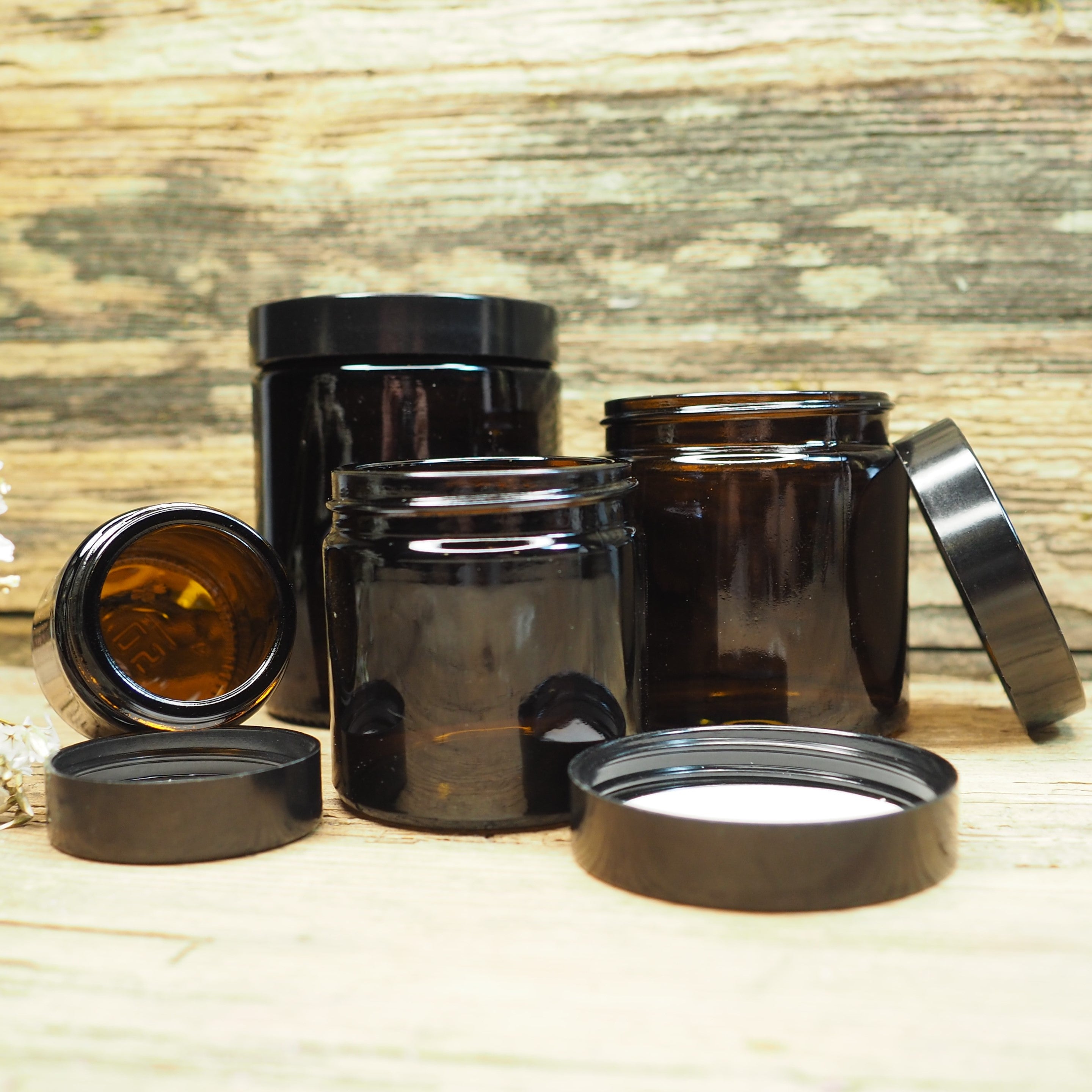 Braunglastiegel, Deckel schwarz