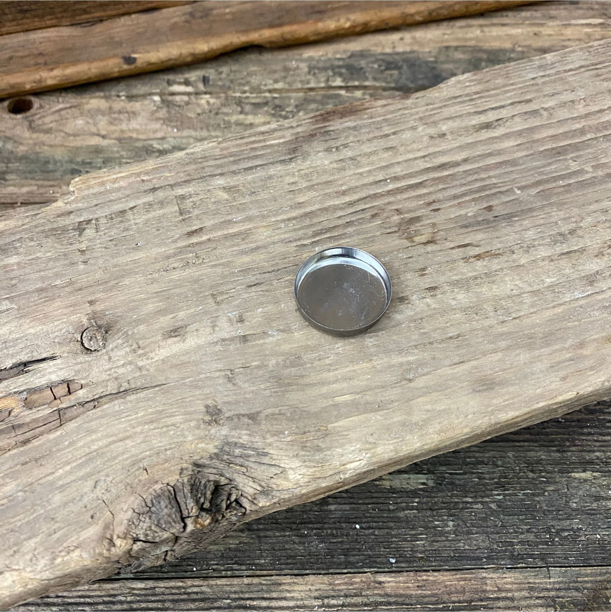 Cosmetic Tin Pan Ø 26 mm